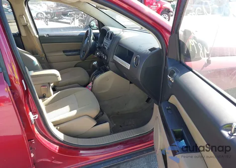 2014 Jeep Compass Sport из США, поврежденный, VIN 1C4NJDBB6ED841264